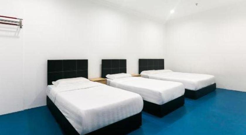 Spot On 89726 Capsule Inn Kota Kinabalu Exterior foto