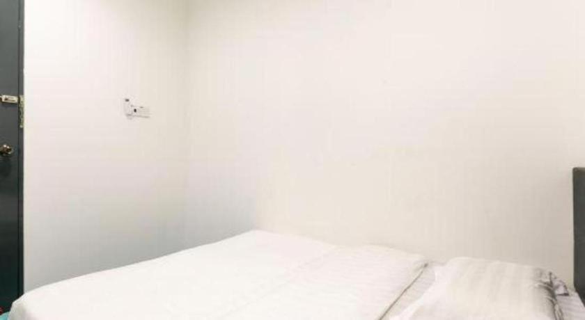 Spot On 89726 Capsule Inn Kota Kinabalu Exterior foto